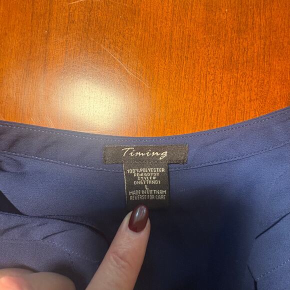 Timing Navy Long Sleeved Top Size Large - Picture 2 of 5